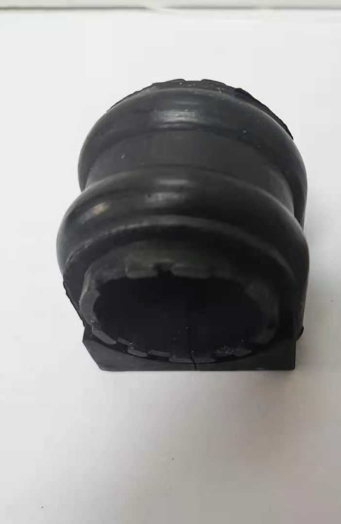 548132W100